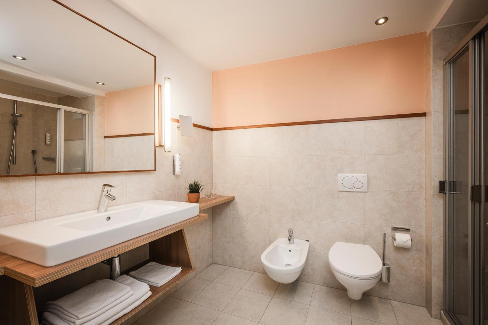 Hotel Clara Vahrn Zewnętrze zdjęcie